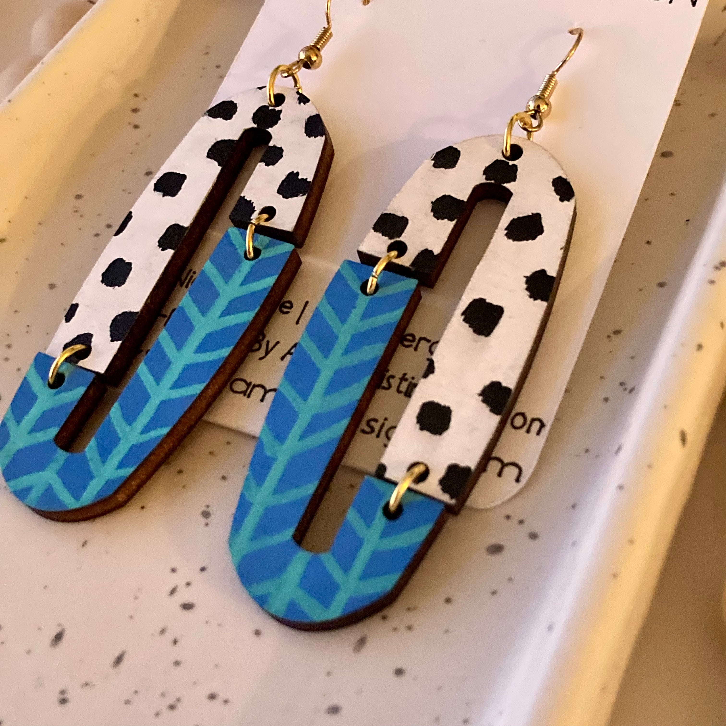 LEXI | Blue White Black