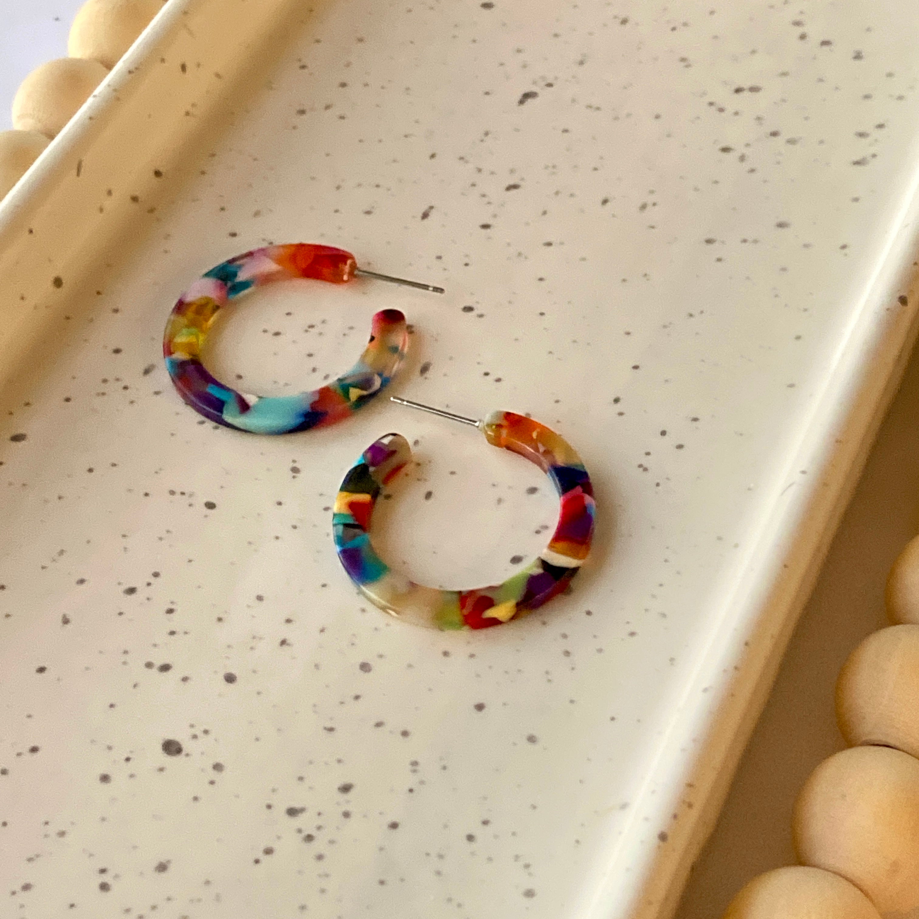 Darwin Hoops | Multicolor | Medium