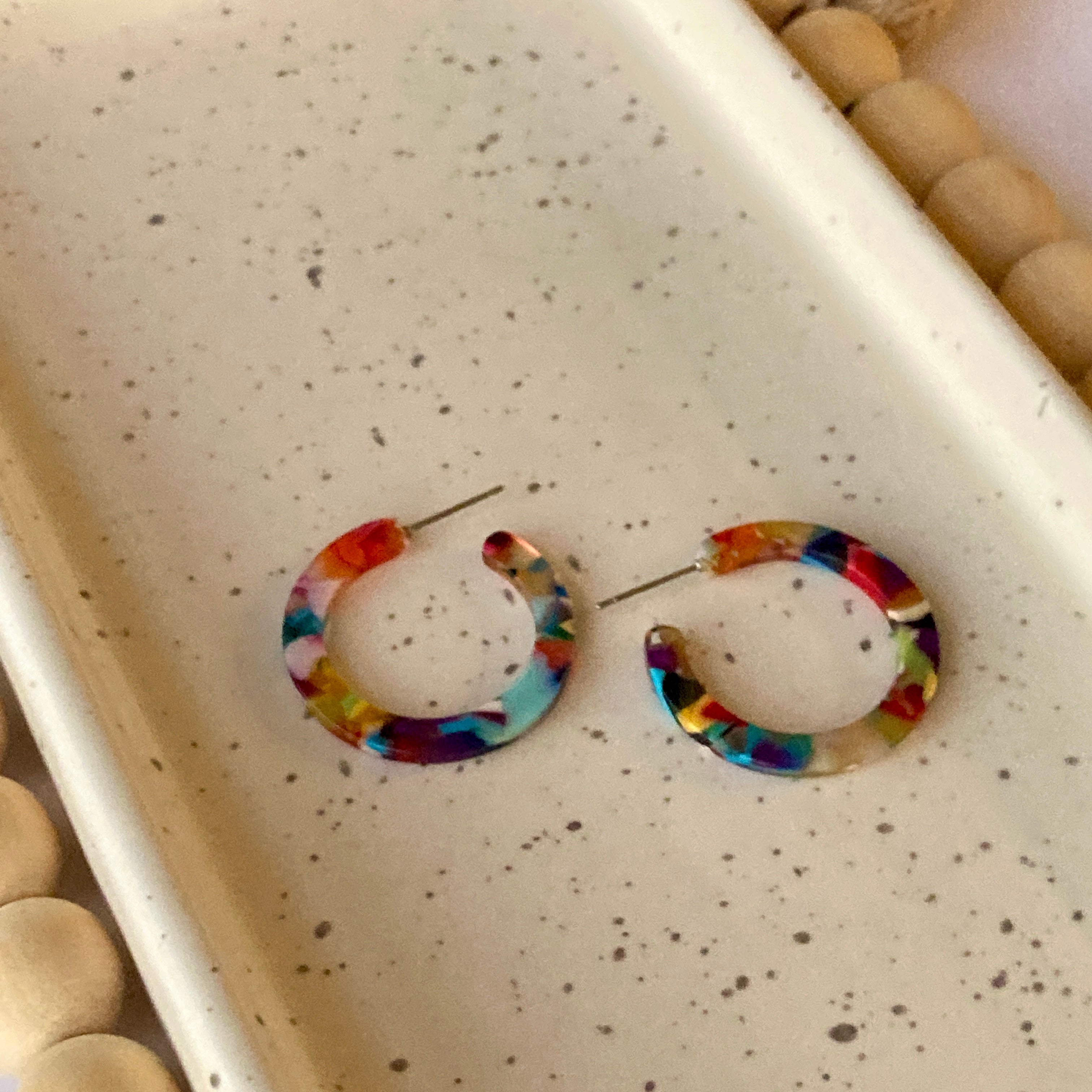 Darwin Hoops | Multicolor | Medium