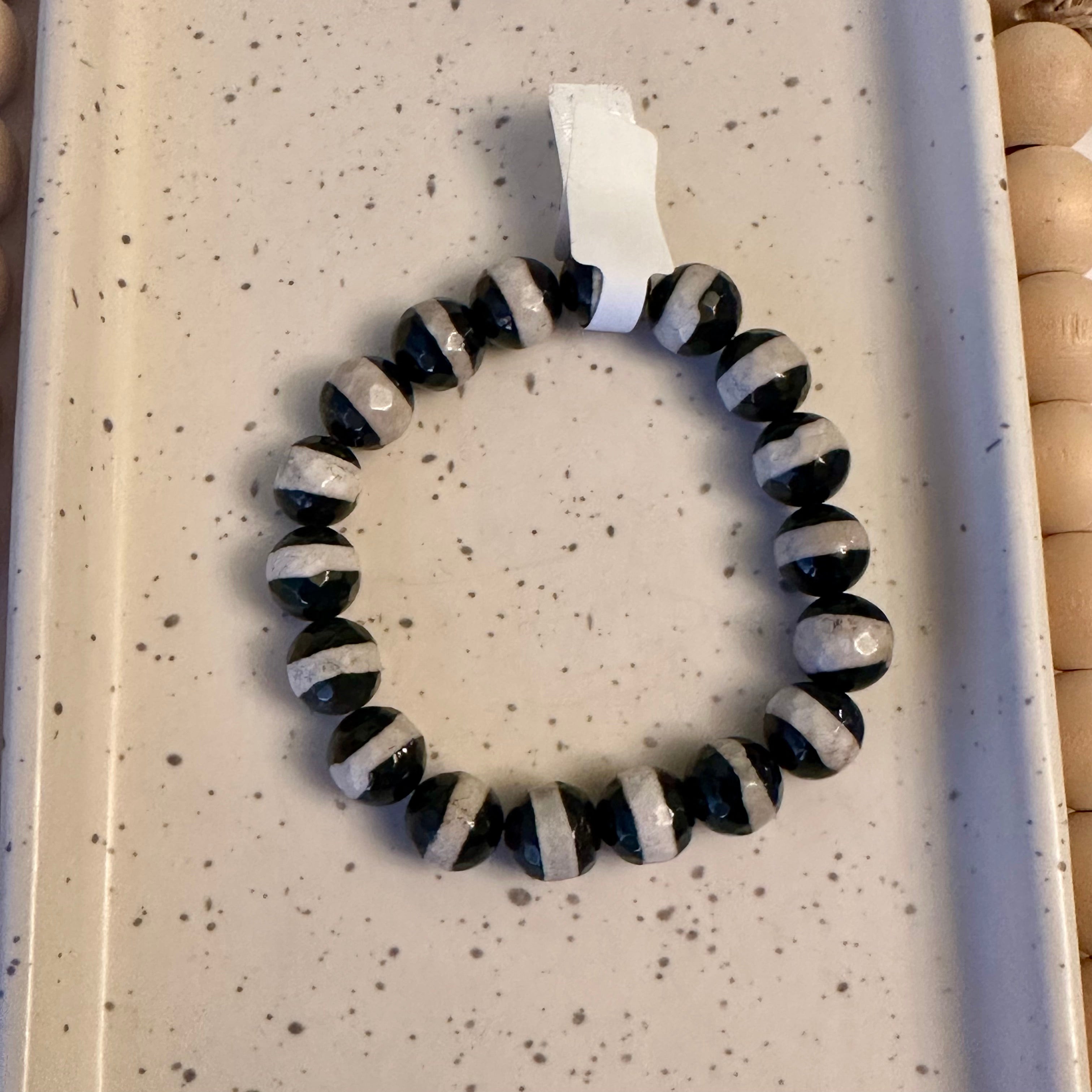 FACETED TIBETAN AGATE BRACELET | STRIPES