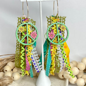 FABRIC HOOPS | Green Peace Sign