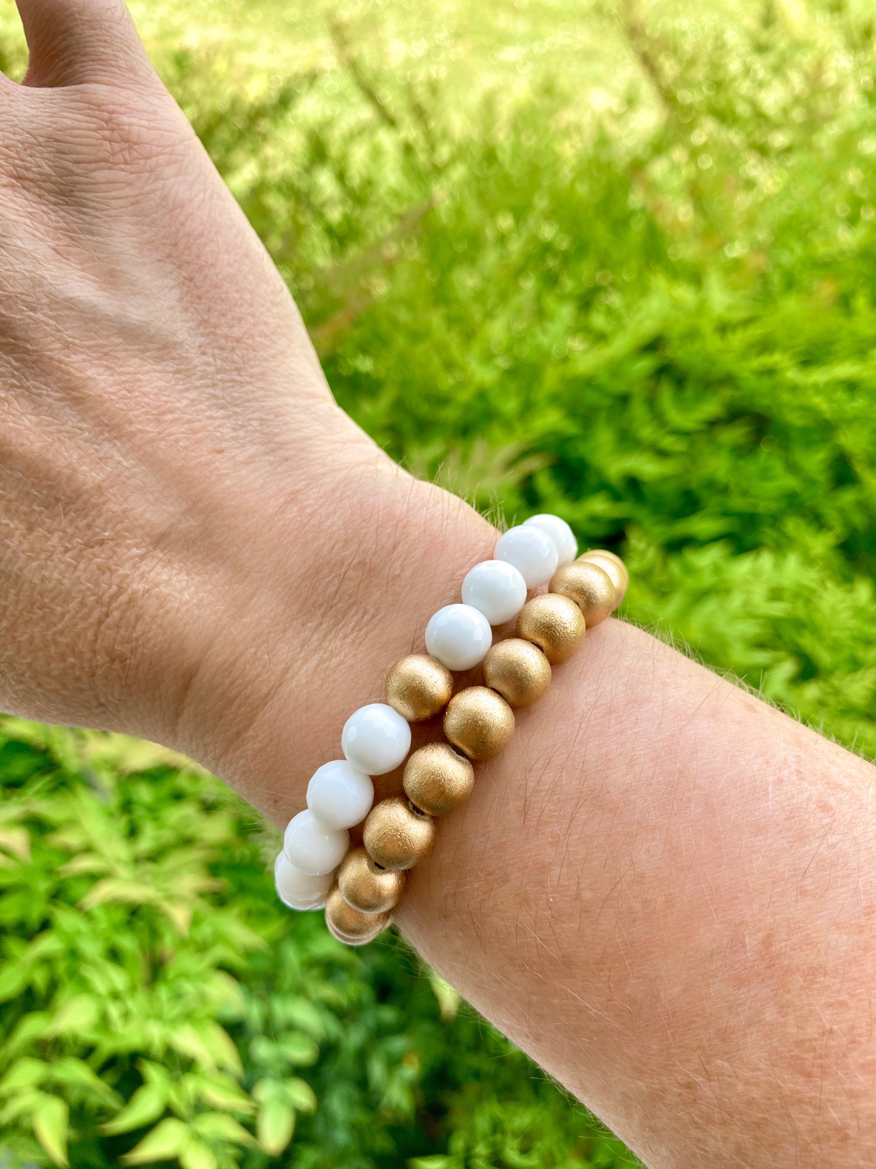 8MM GOLD WOODEN BRACELET