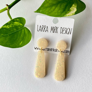 PATSY RESIN EARRINGS | Opal