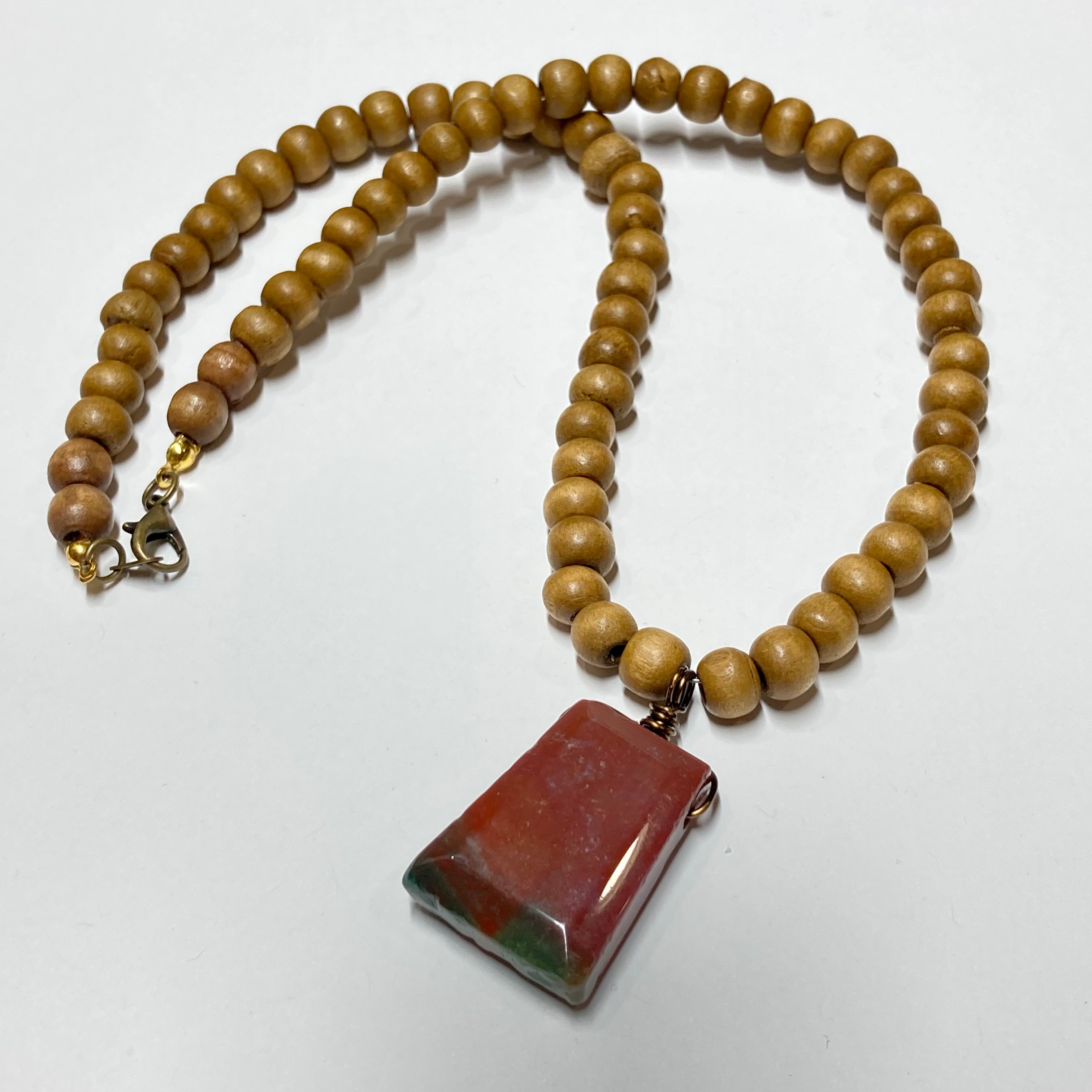 DEEP BURGUNDY AGATE NECKLACE